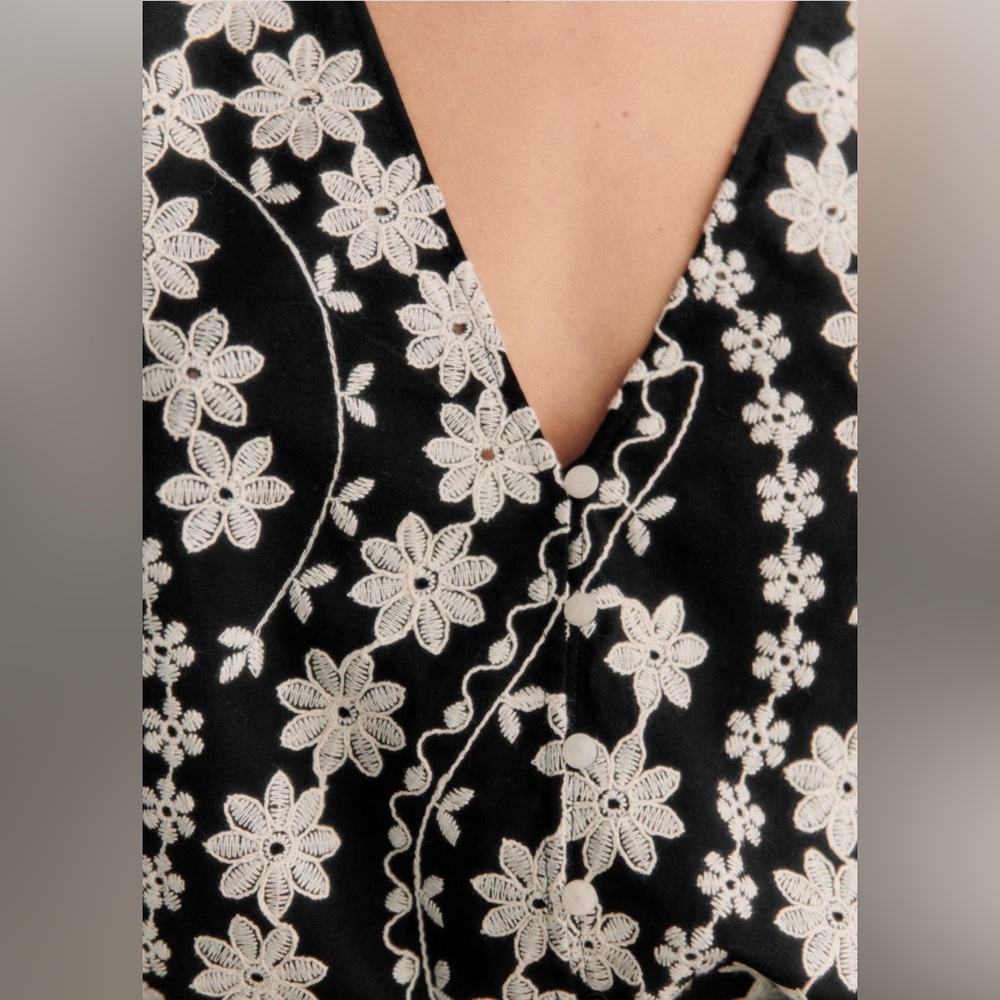 Sezane Emma Blouse Ecru Embroidery/ Black - Size 2 - Picture 5 of 11
